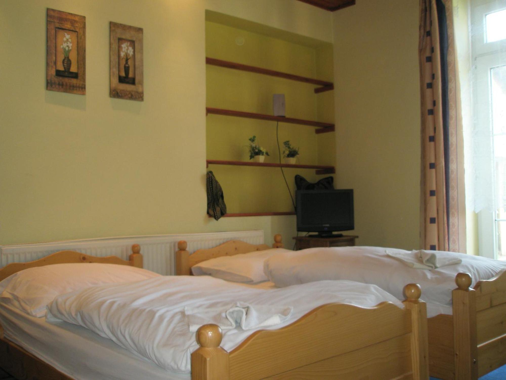 Pension Kozel Ricany  Ngoại thất bức ảnh